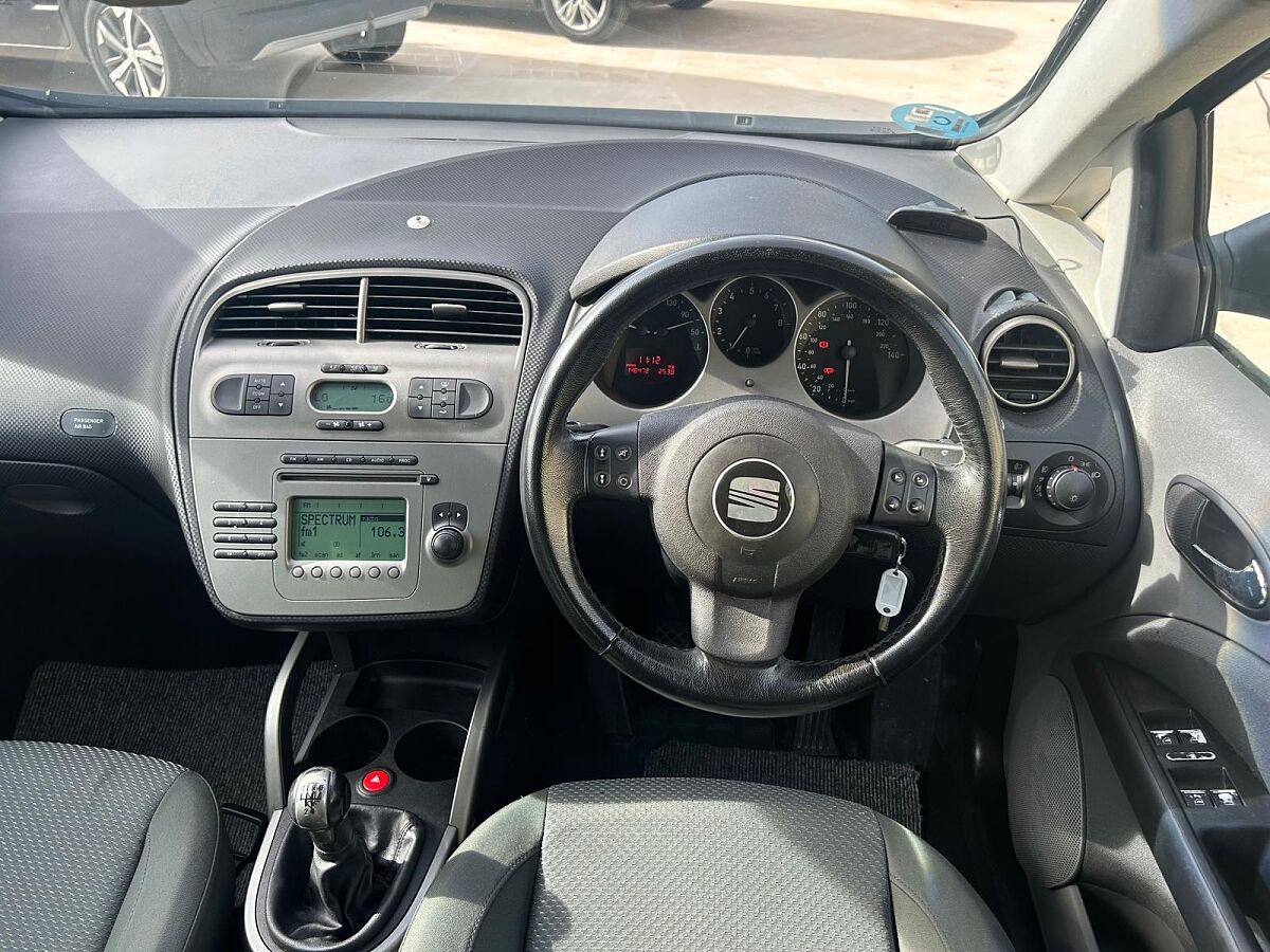 SEAT ALTEA SELECTIVE 1.6 SPANISH RHD IN SPAIN 148000 MILES BARGAIN PX 2004